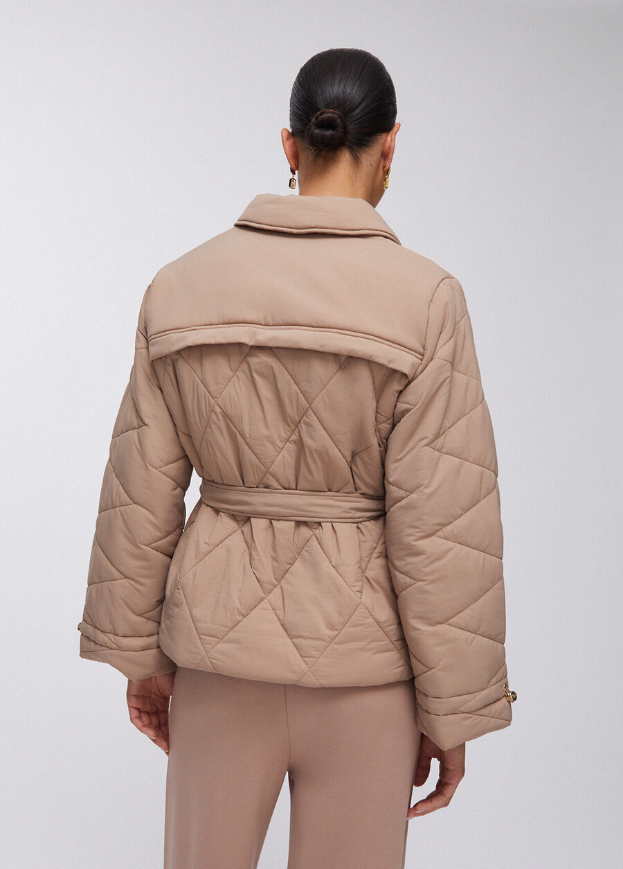 veste matelassée avec ceinture