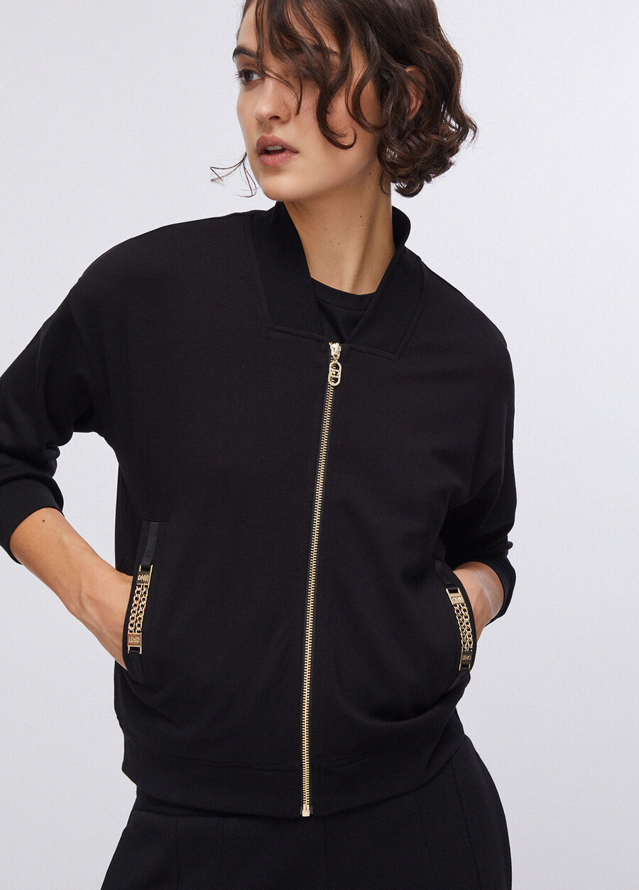sweat-shirt avec fermeture éclair et détails de chaîne