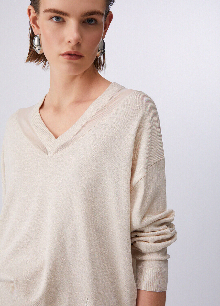 pull à col en v