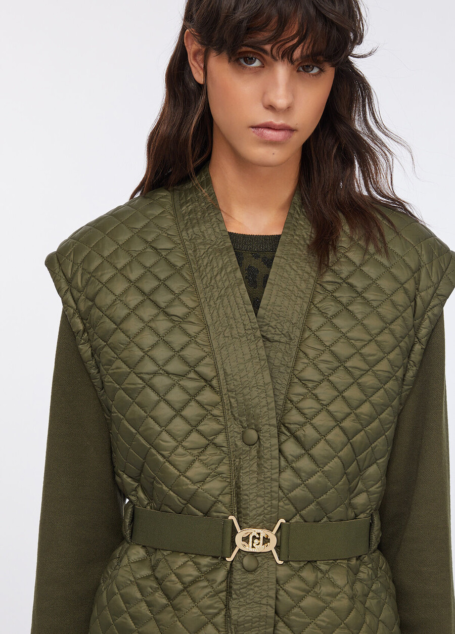 manteau matelassé en nylon avec ceinture