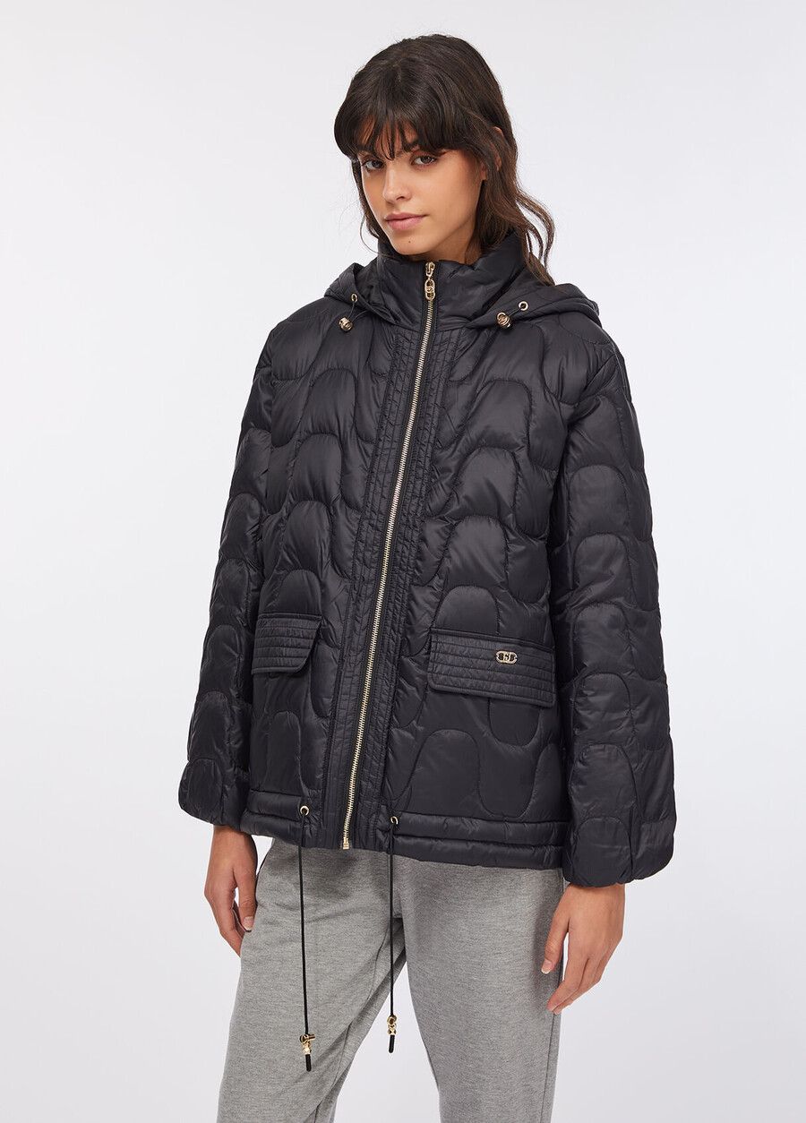 manteau court en nylon matelassé