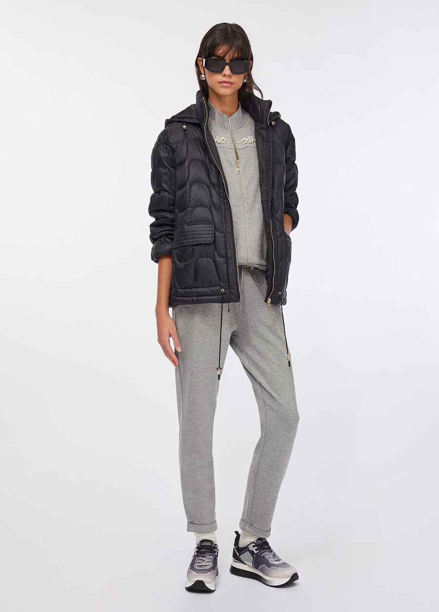 manteau court en nylon matelassé