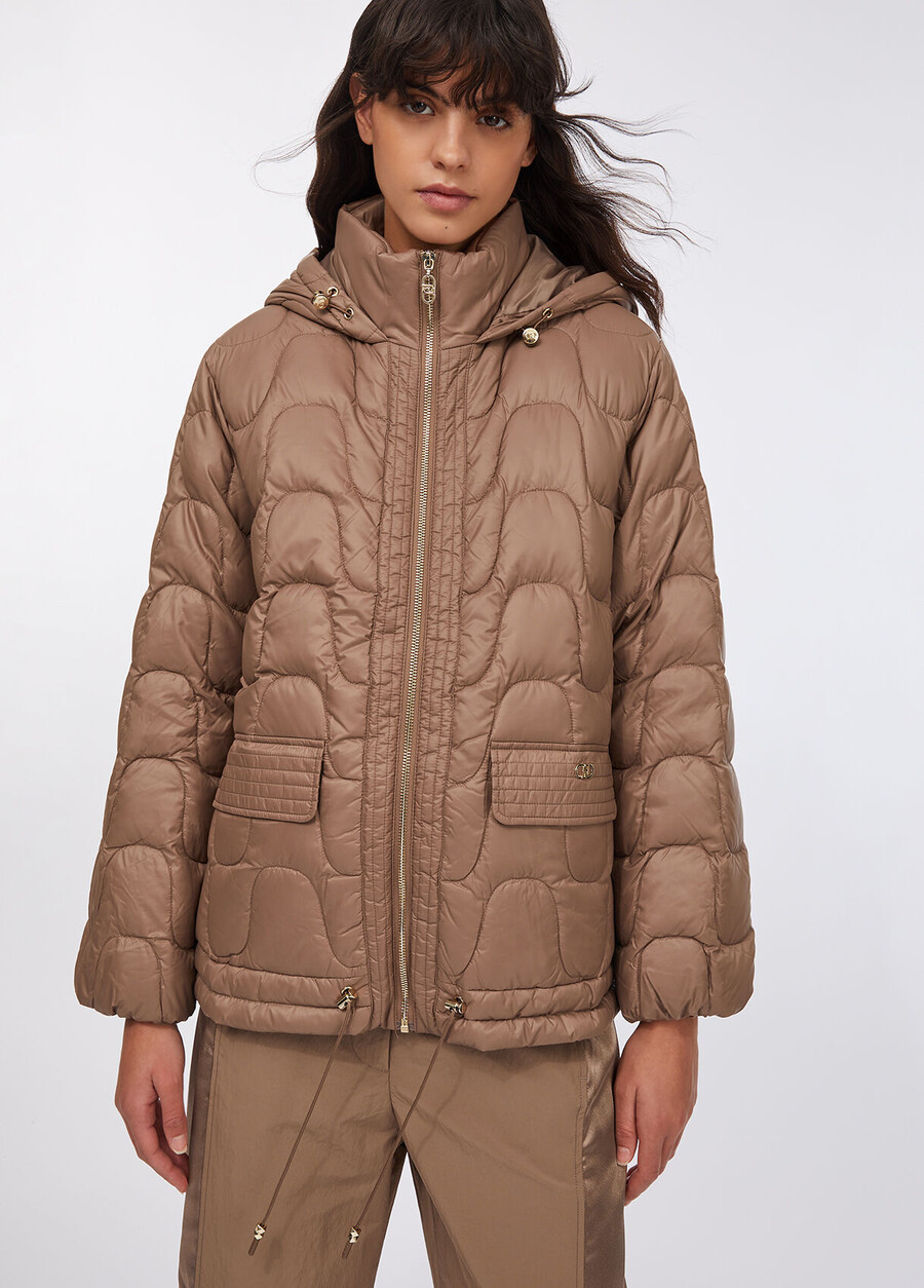 manteau court en nylon matelassé