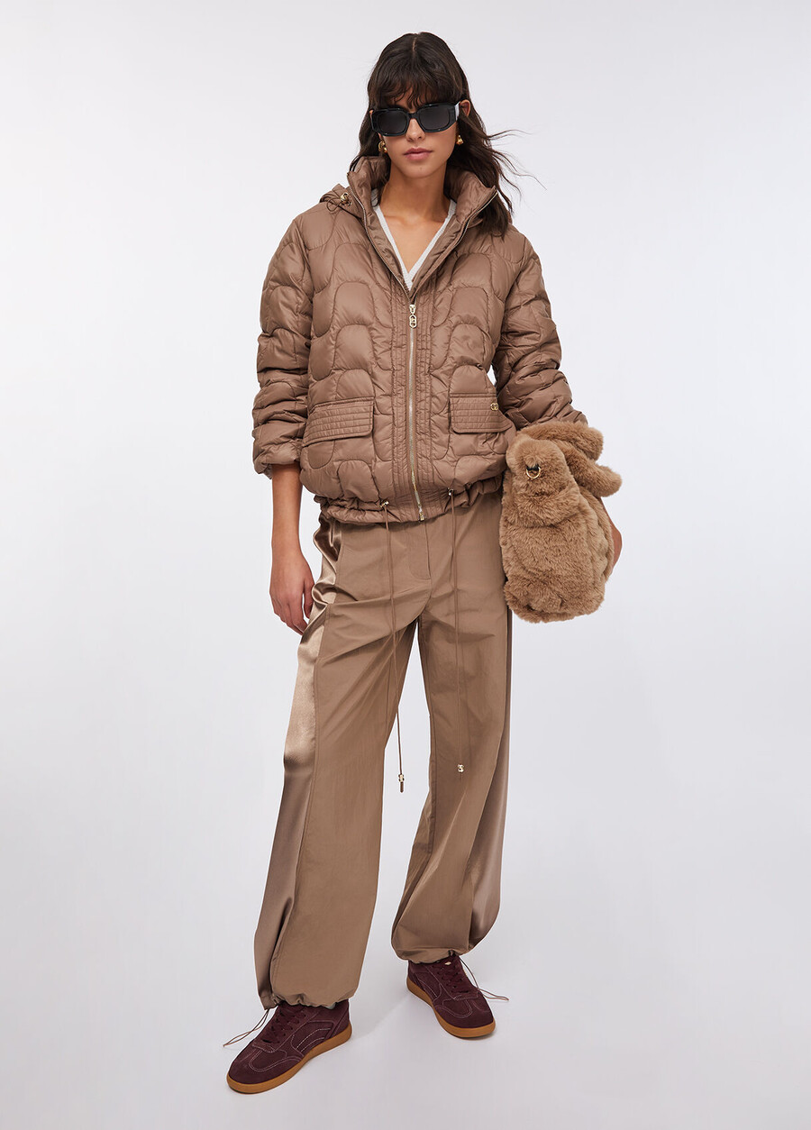 manteau court en nylon matelassé