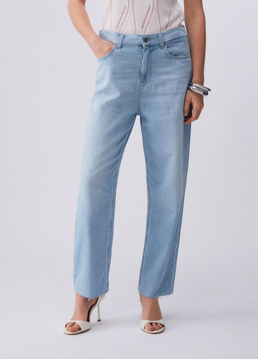 jeans à jambes droites