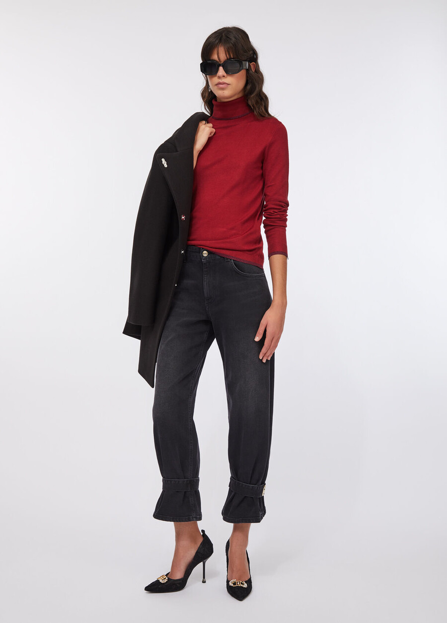 jean taille haute coupe carotte