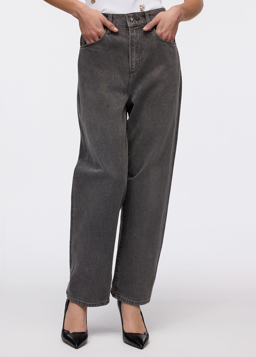 jeans courts à revers