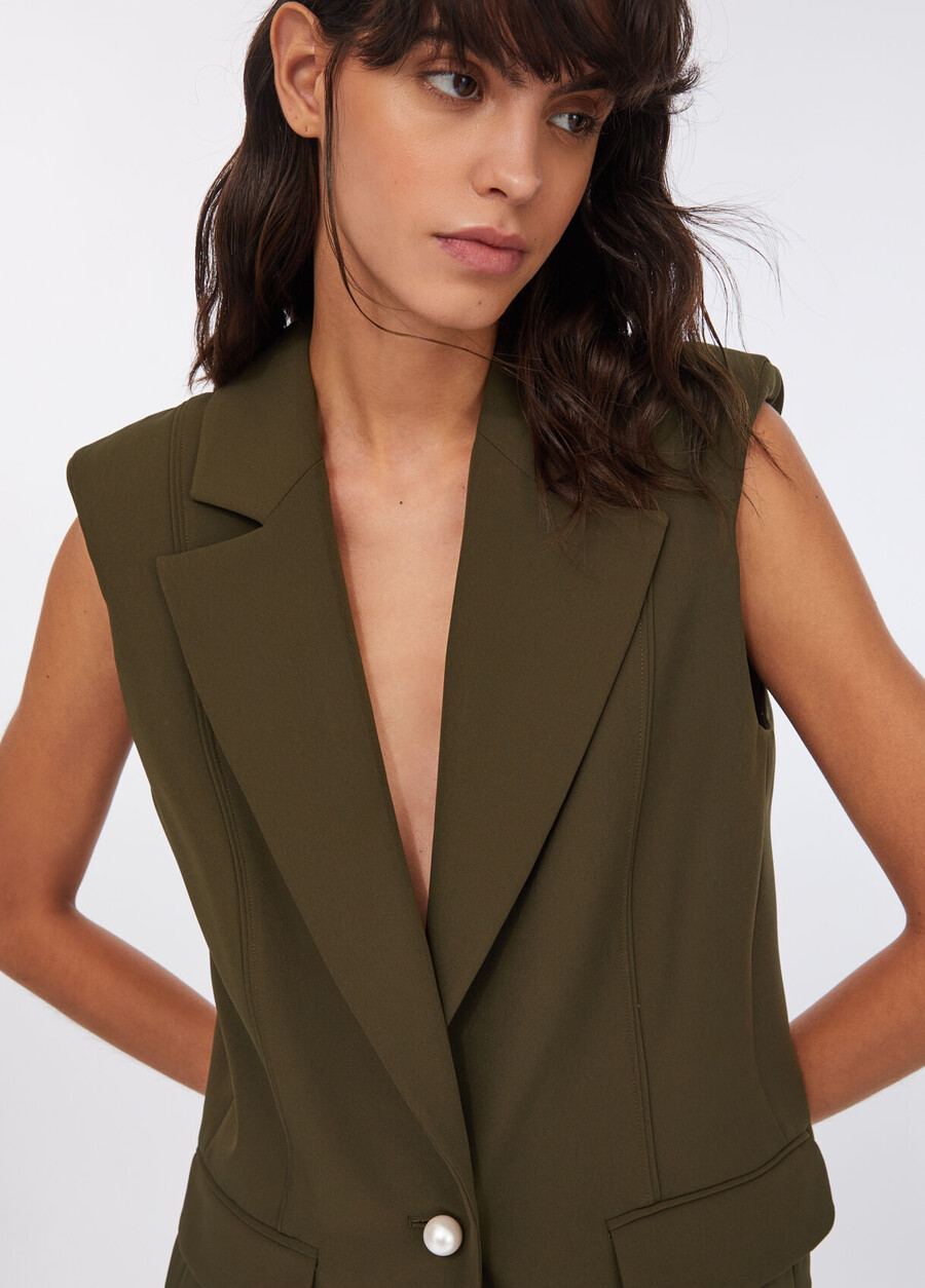 gilet à épaules rembourrées