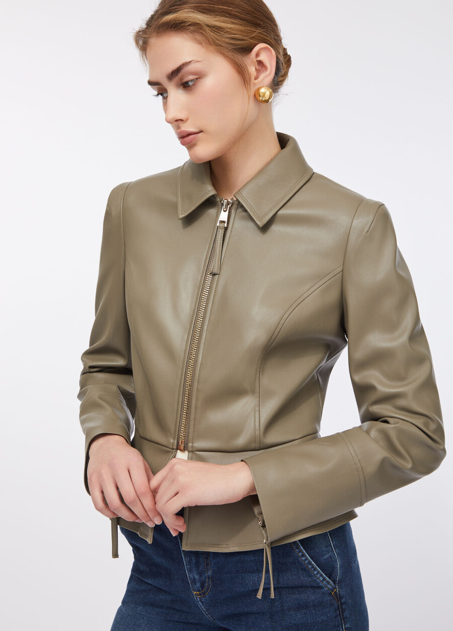 veste cintrée à effet enduit