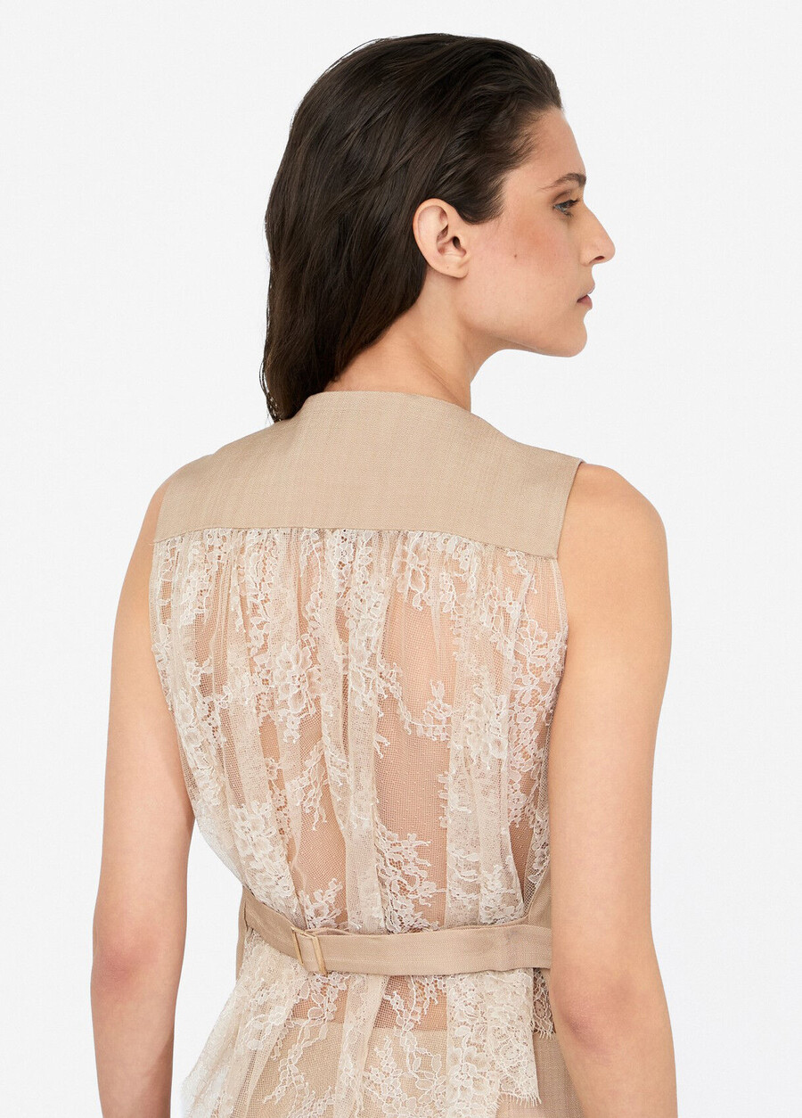 gilet avec détails en dentelle