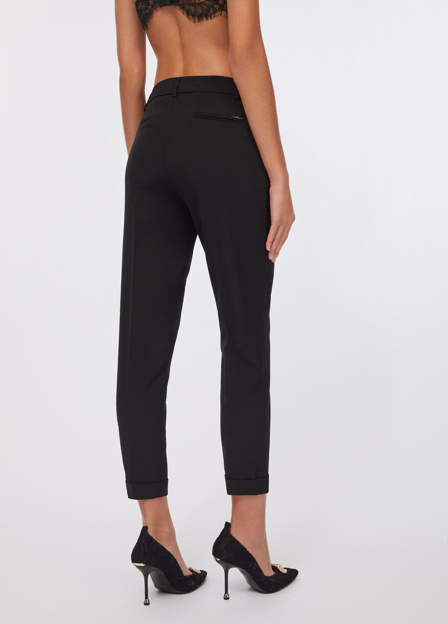pantalons à revers