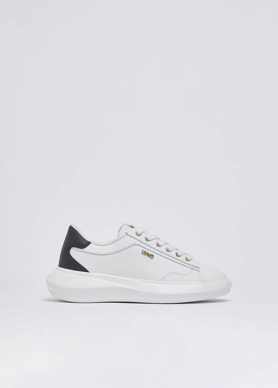 baskets en cuir