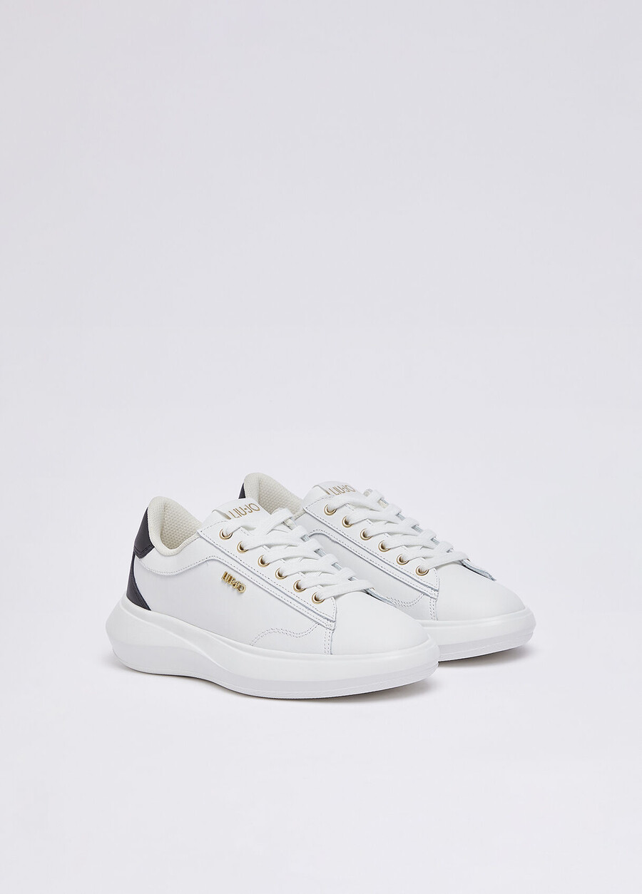baskets en cuir