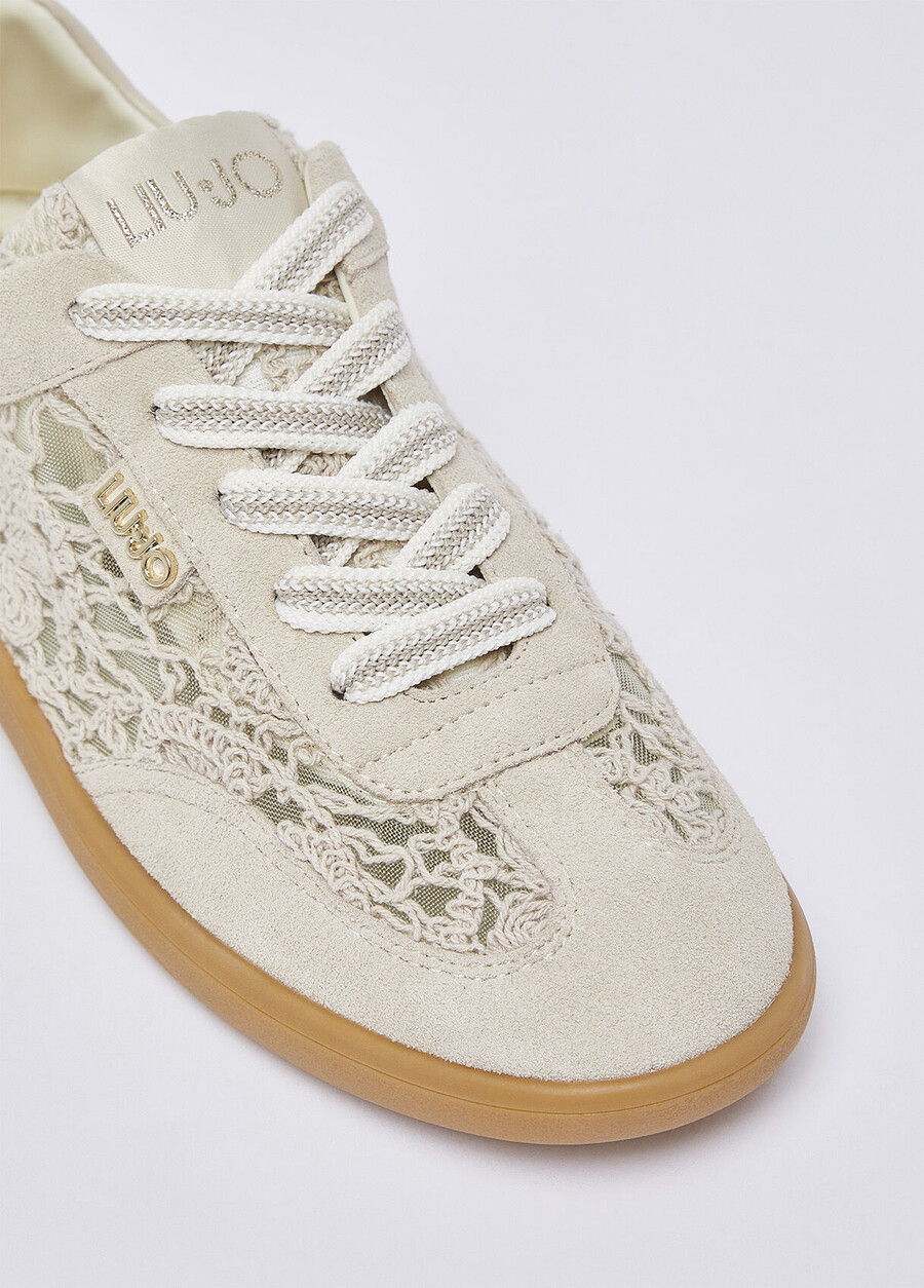 baskets avec broderie macramé