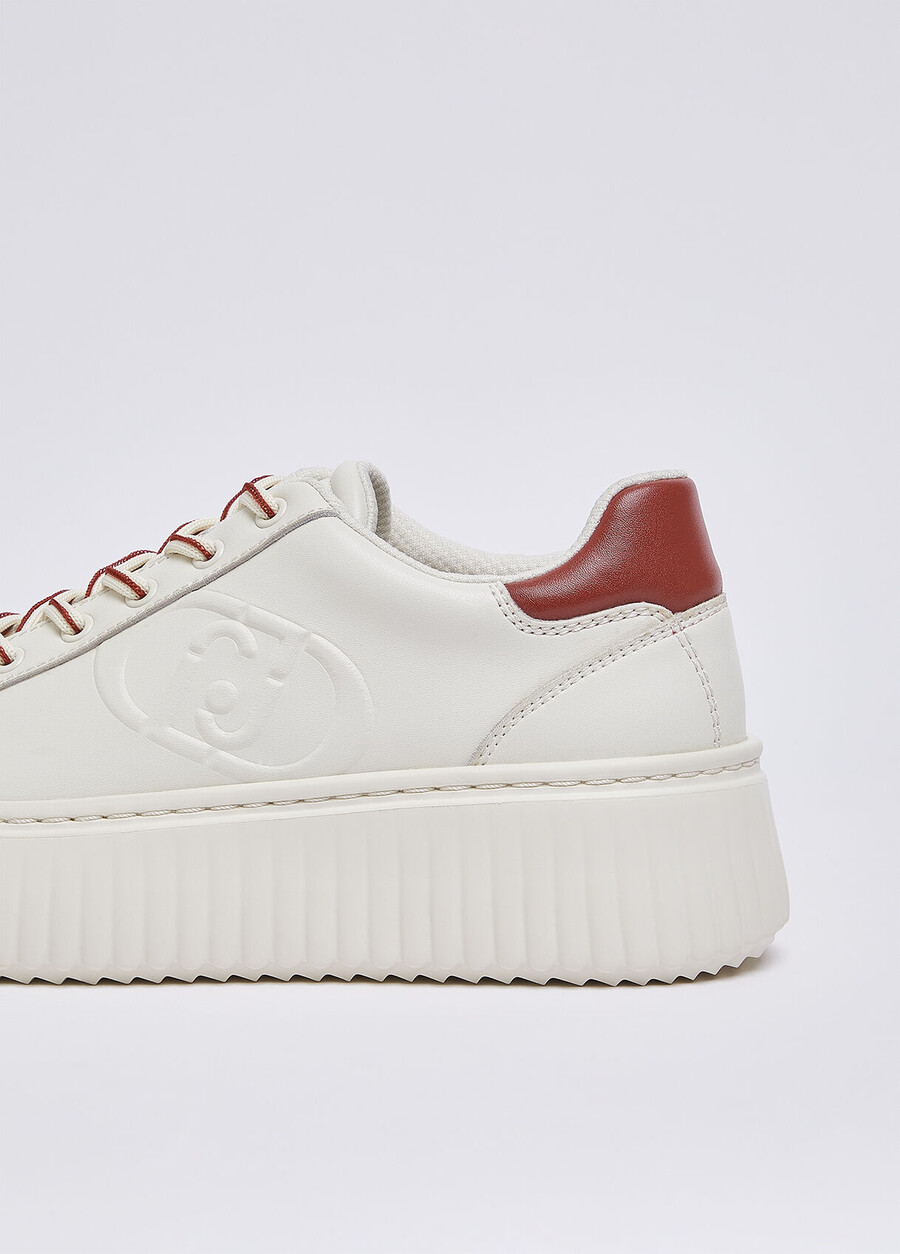 baskets en cuir avec logo maxi