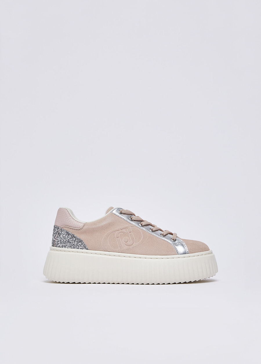 baskets en daim avec maxi-logo