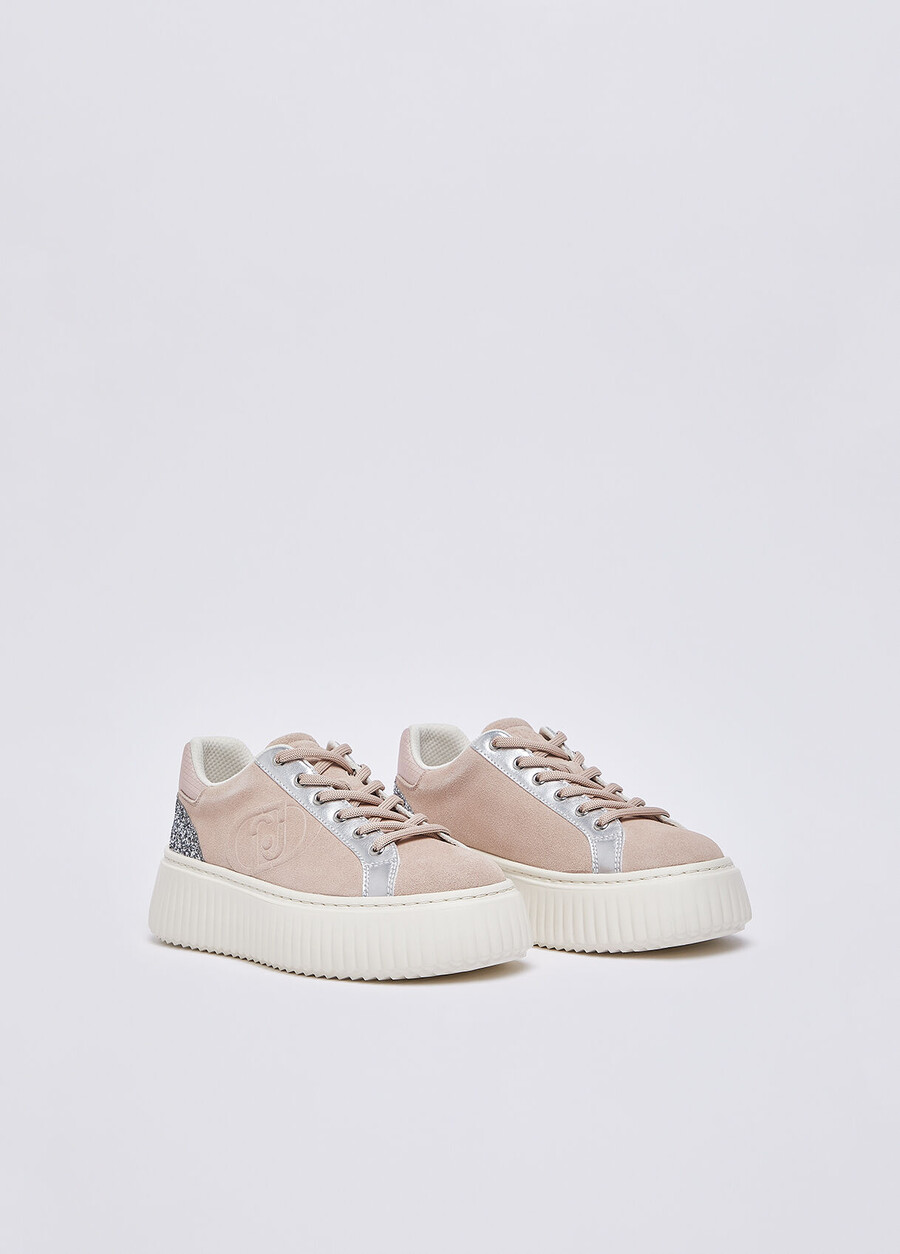 baskets en daim avec maxi-logo