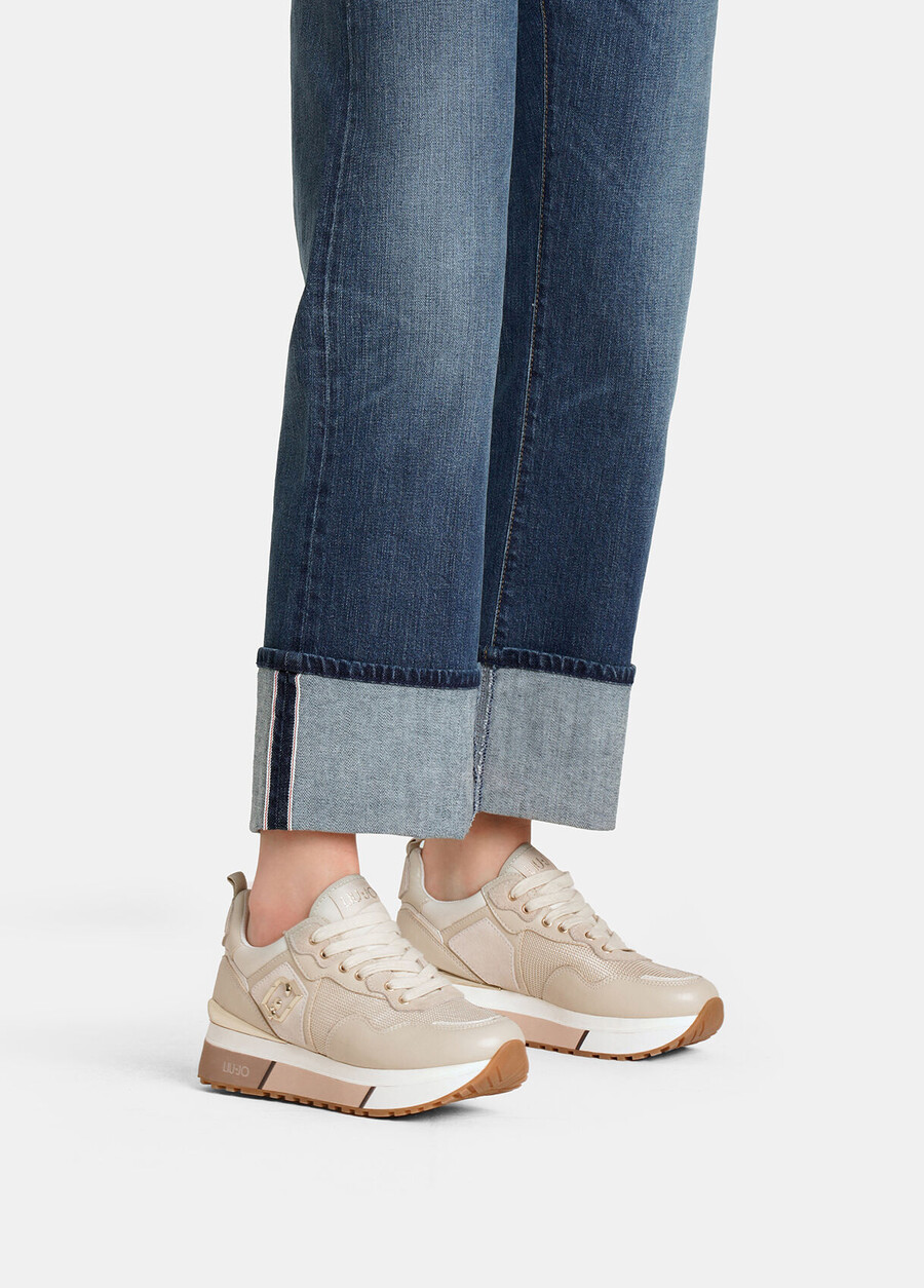 baskets en cuir et mesh