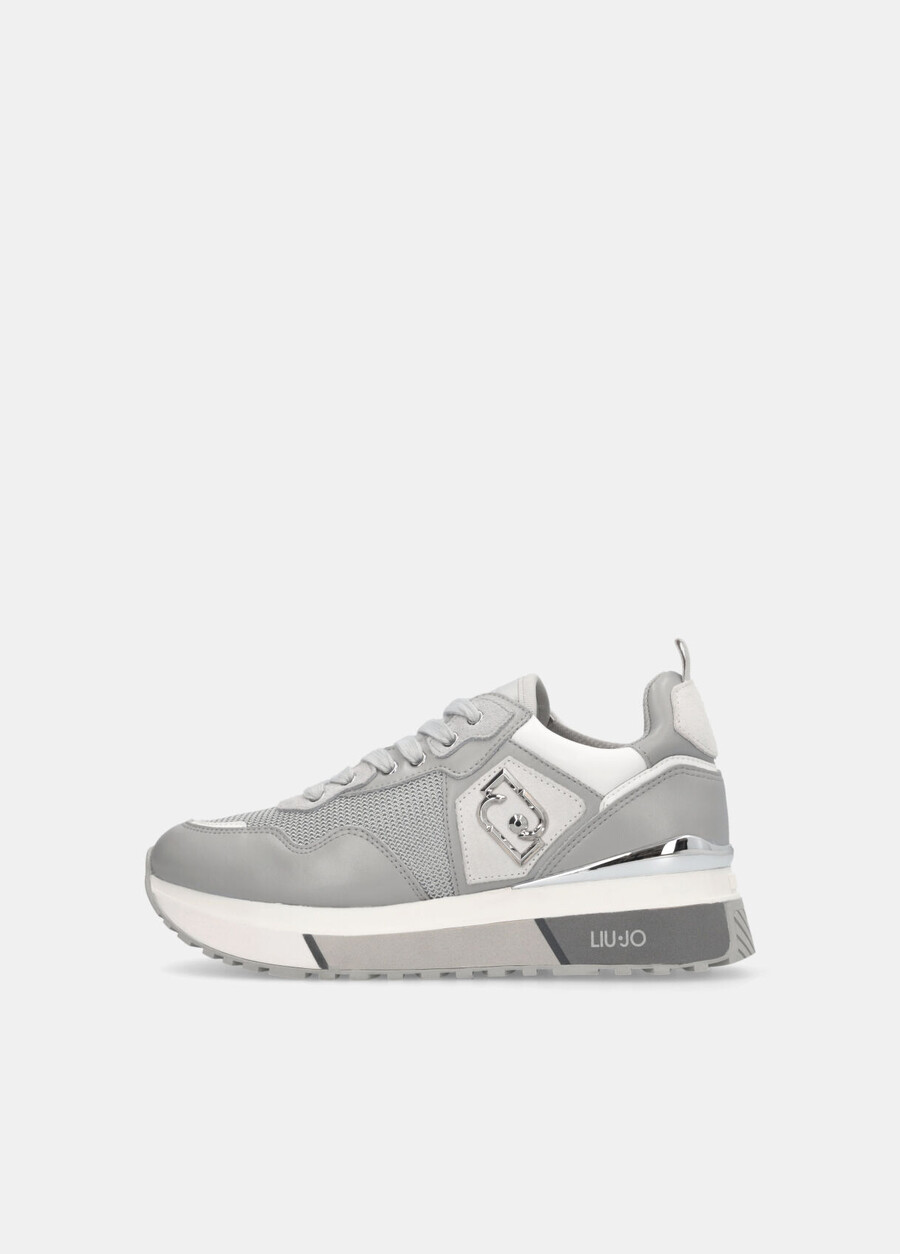 baskets en cuir et mesh