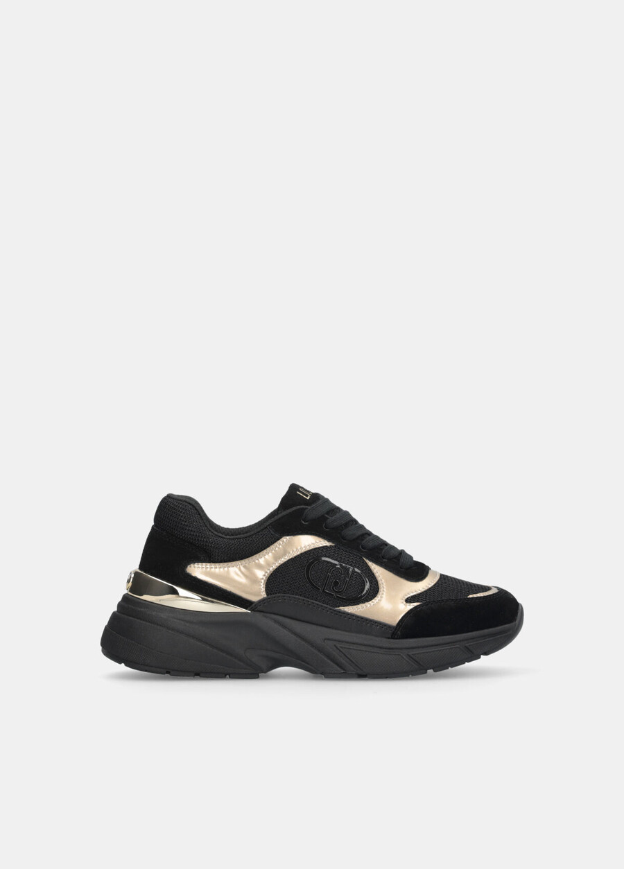 baskets en daim et mesh