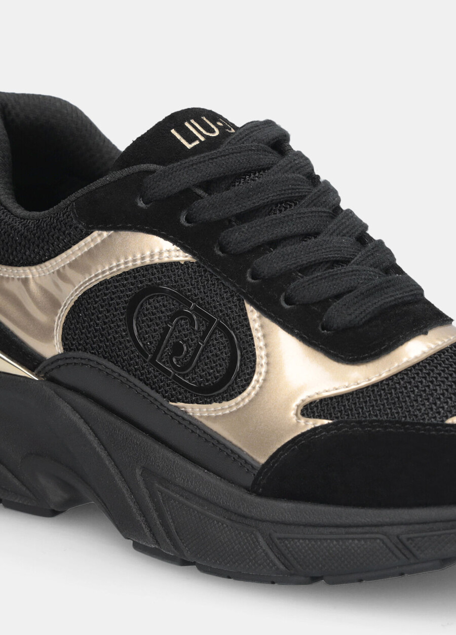 baskets en daim et mesh