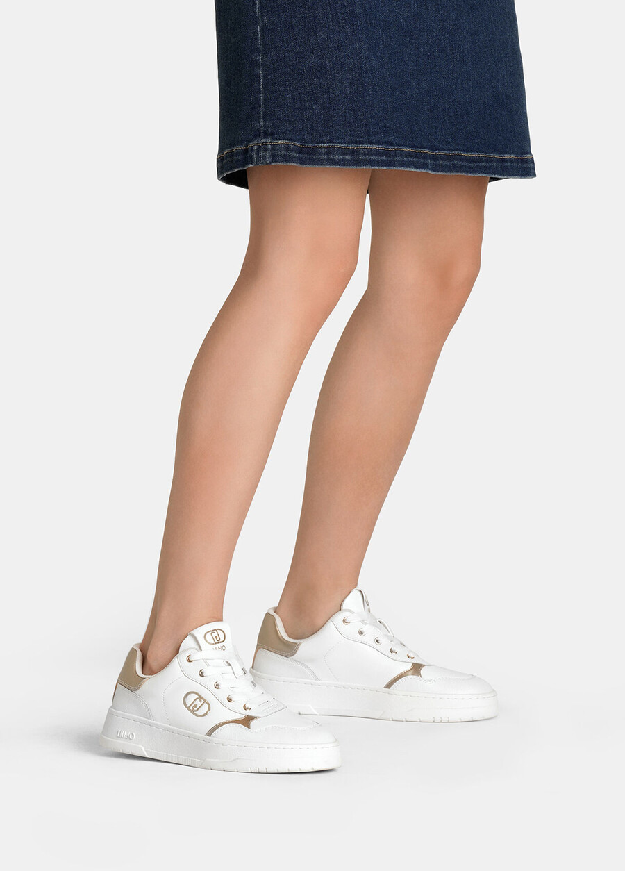 baskets en cuir