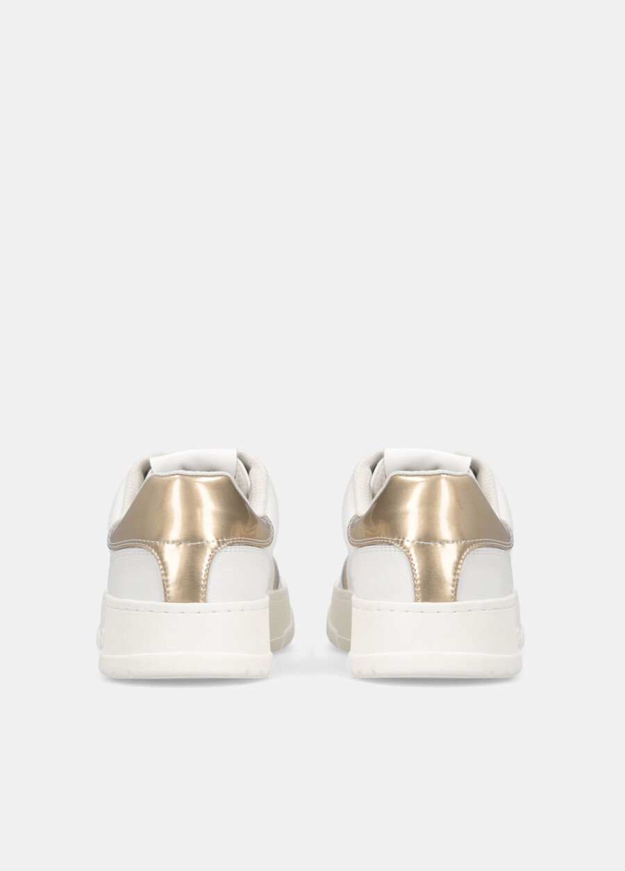 baskets en cuir