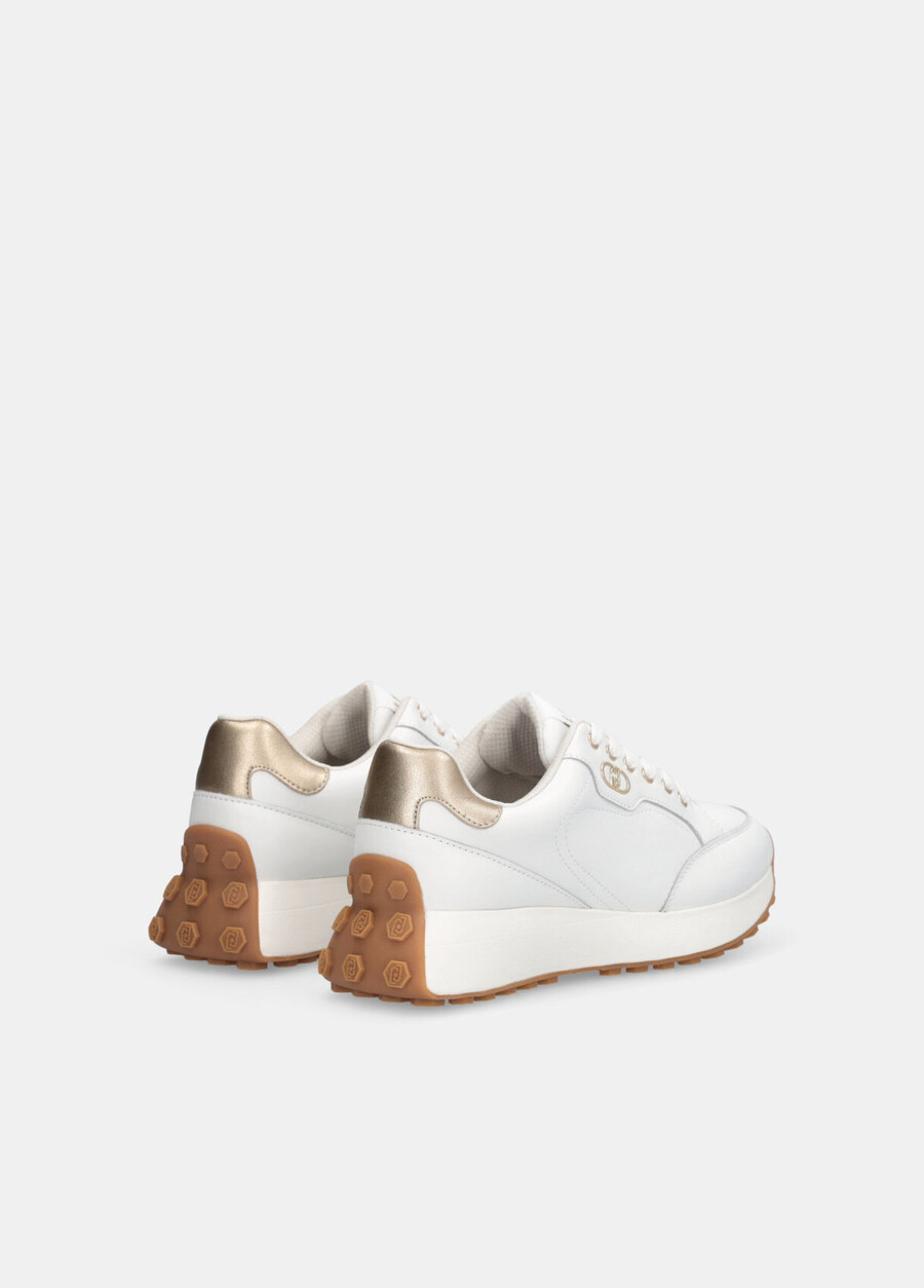 baskets en cuir
