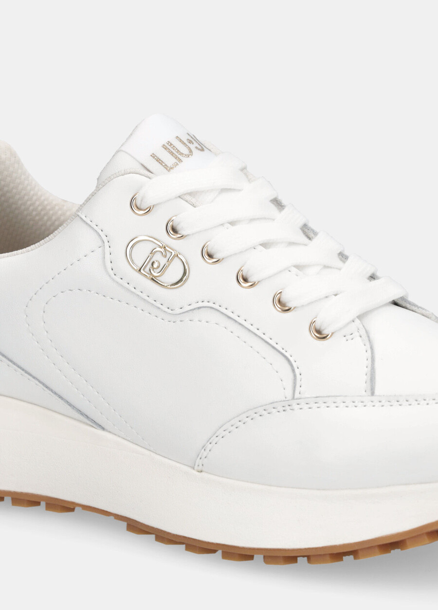 baskets en cuir