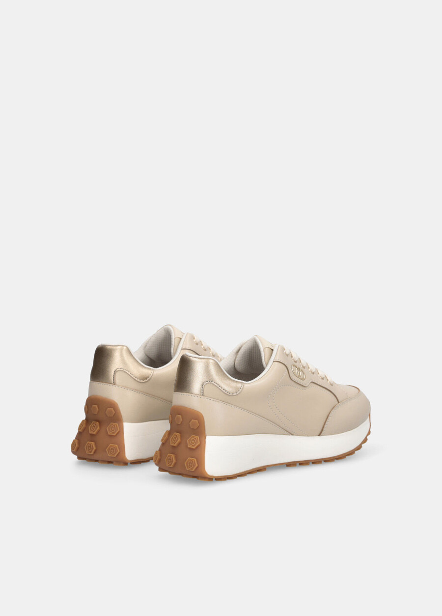 baskets en cuir