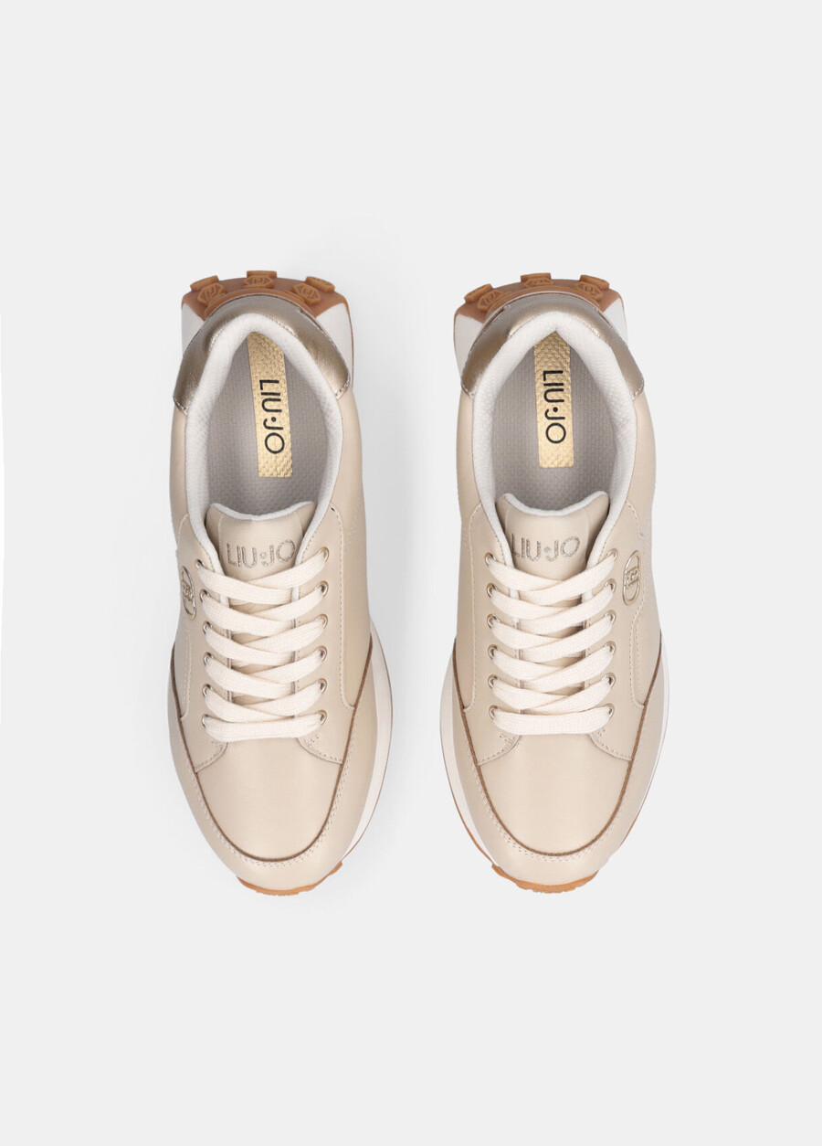 baskets en cuir