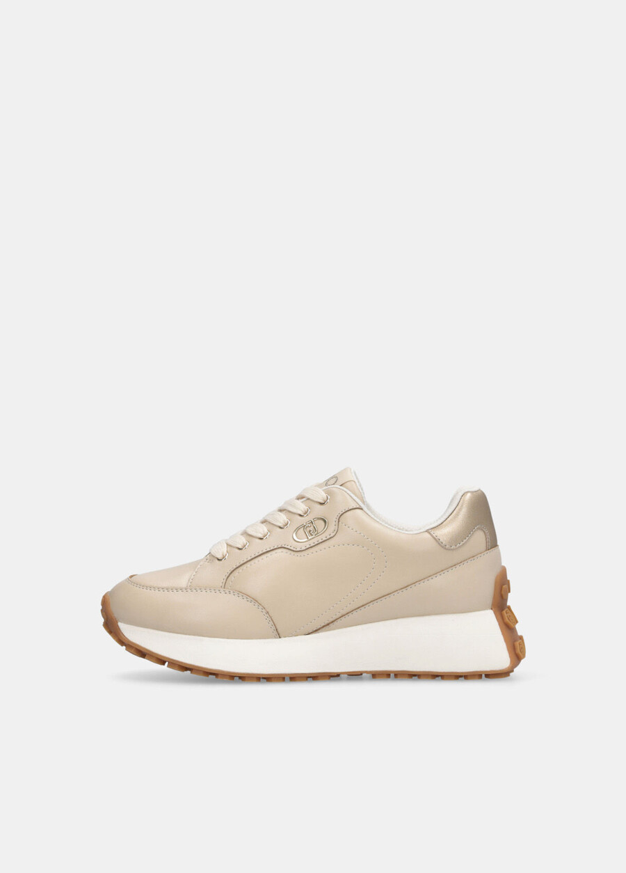 baskets en cuir