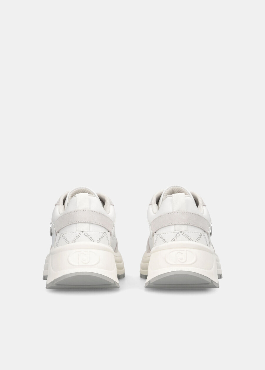 baskets en daim et cuir