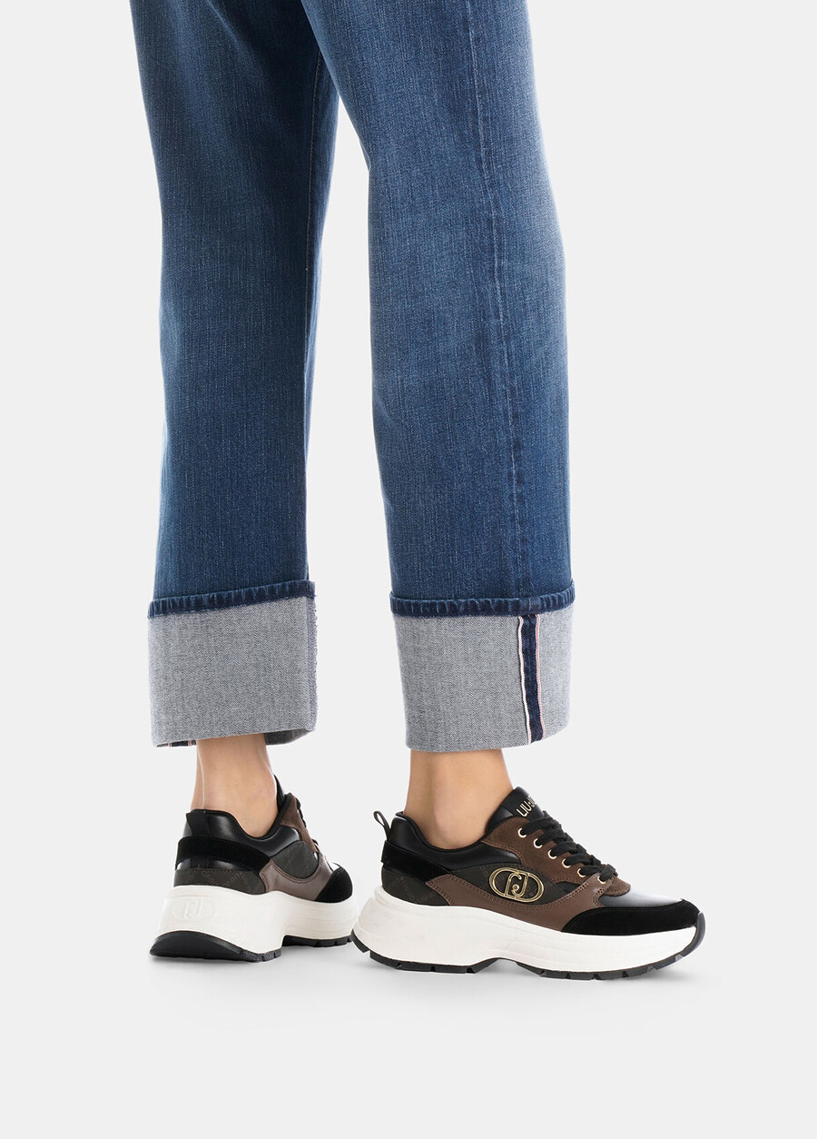 baskets en daim et cuir