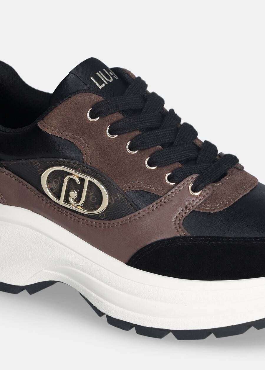 baskets en daim et cuir