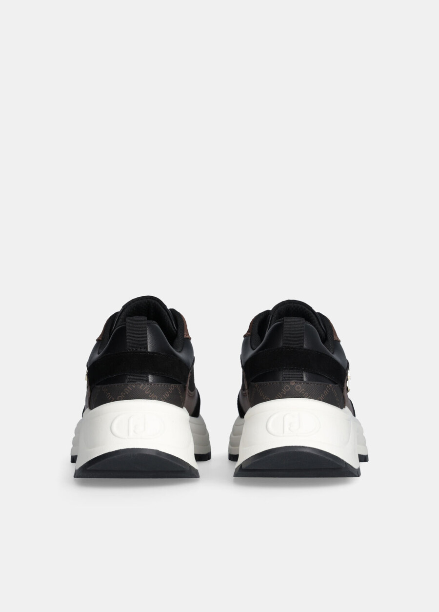 baskets en daim et cuir