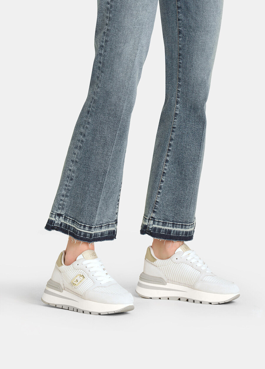 baskets en daim et mesh