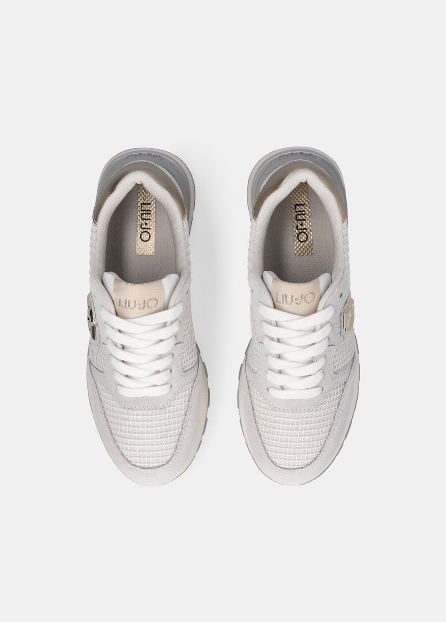 baskets en daim et mesh