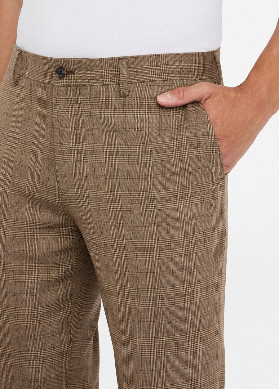 pantalon en laine à carreaux prince de galles