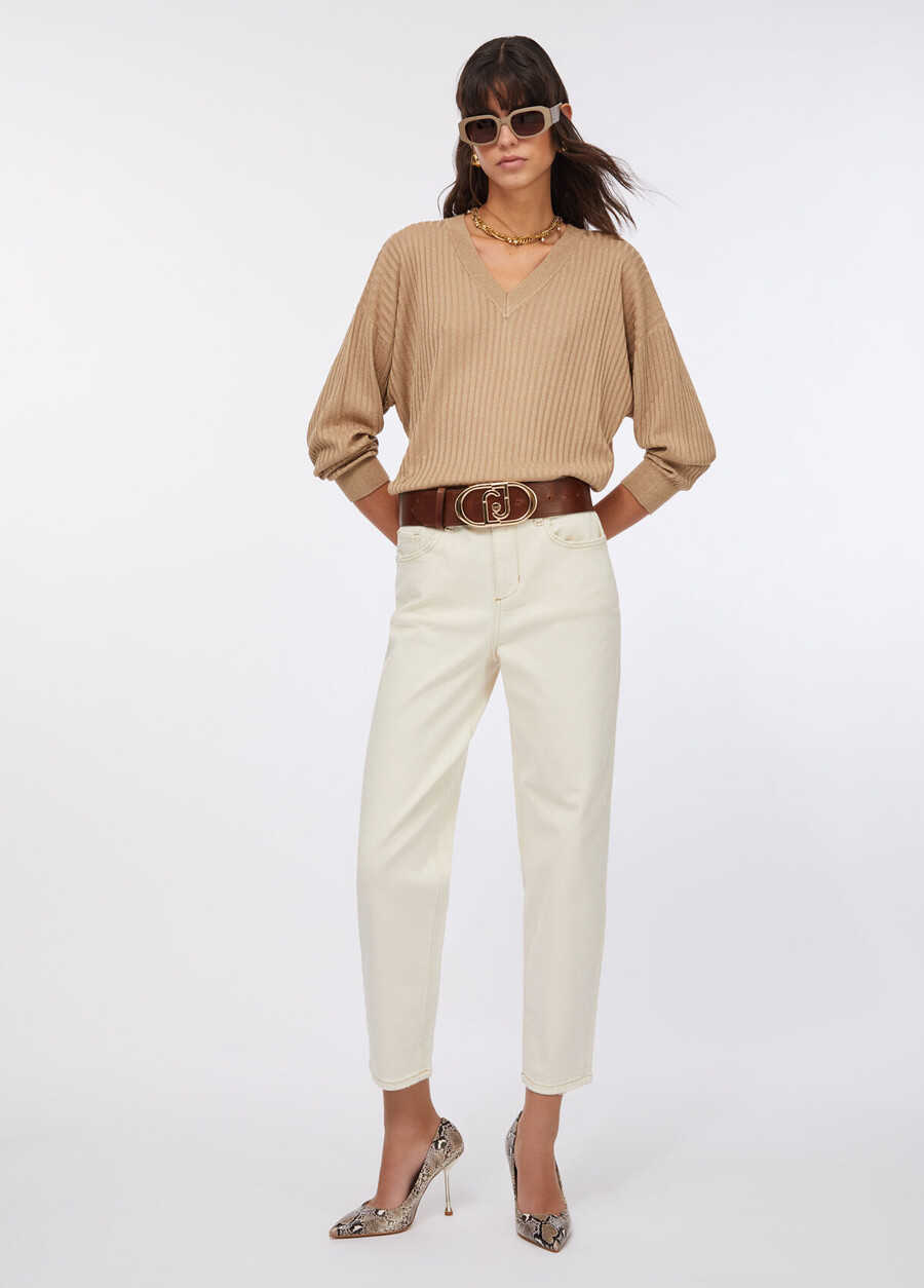 pantalon coupe carotte