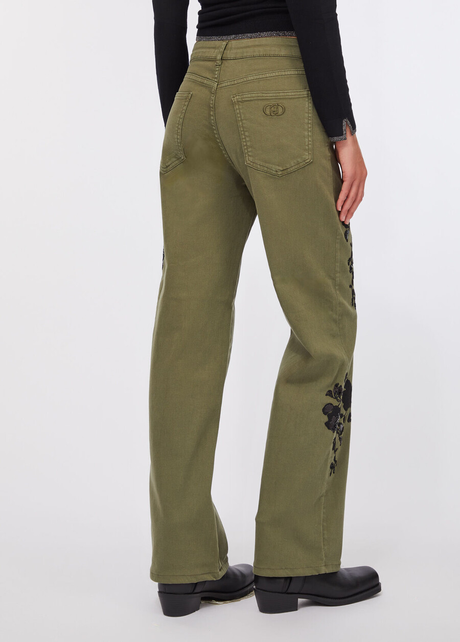 pantalon brodé