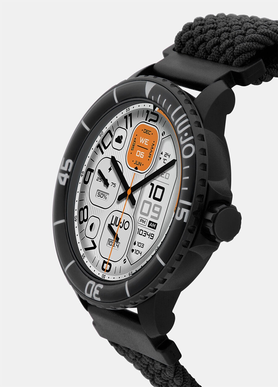 montre connectée avec bracelet en nylon