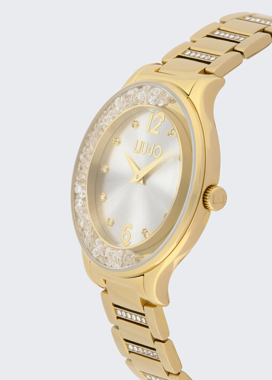 montre en acier avec diamants